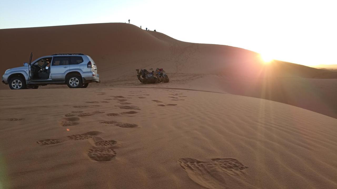 Sahara Tours Luxury Camp Hotel เมอร์ซูกา ภายนอก รูปภาพ
