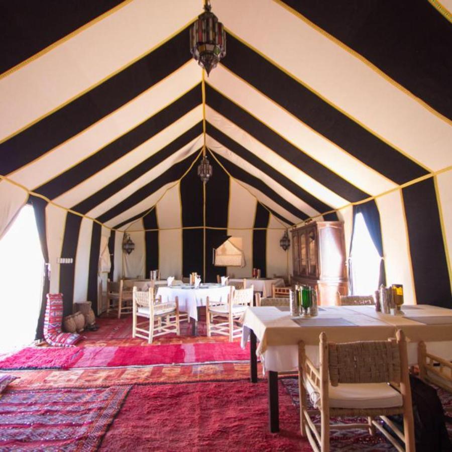 Sahara Tours Luxury Camp Hotel เมอร์ซูกา ภายนอก รูปภาพ