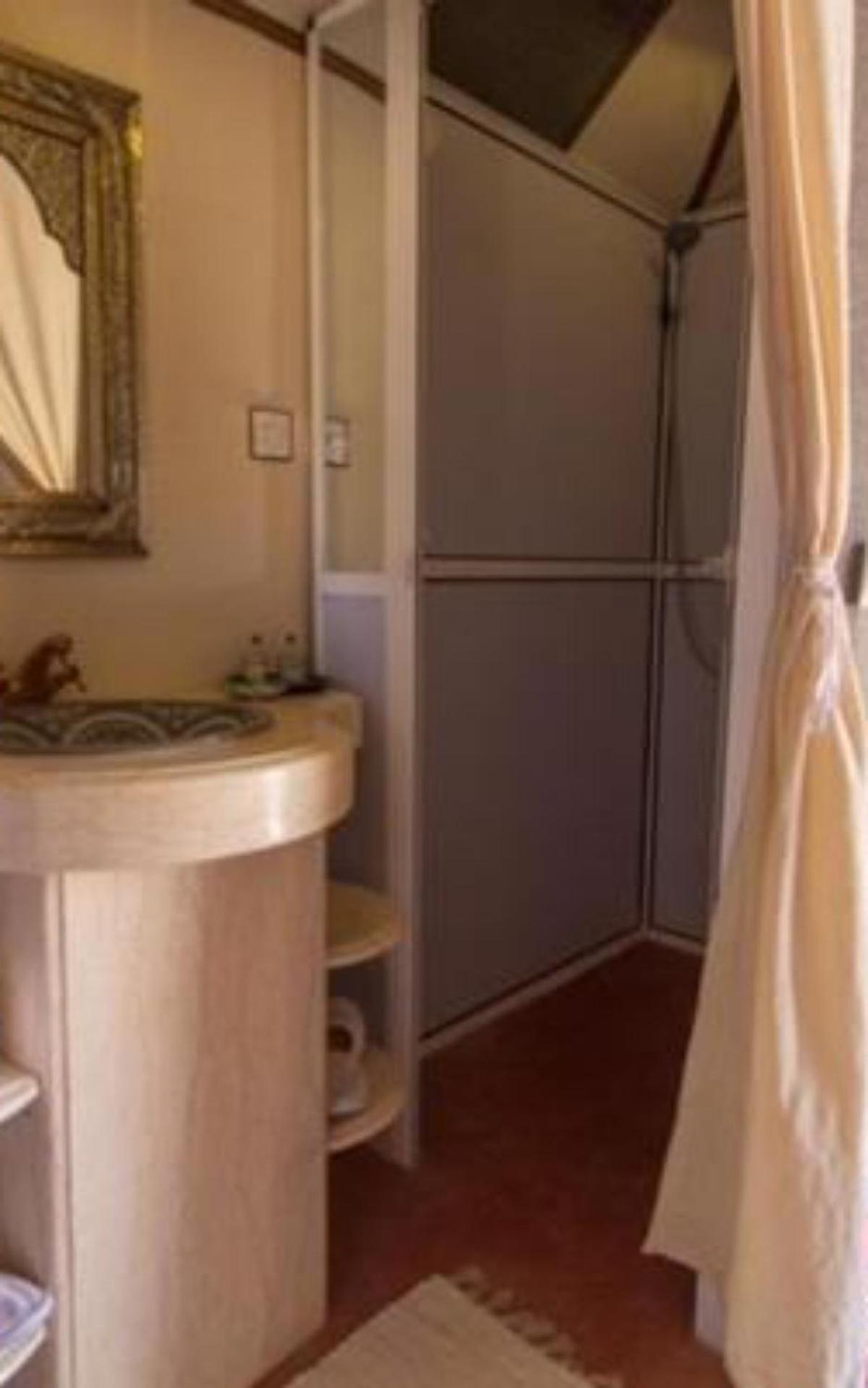 Sahara Tours Luxury Camp Hotel เมอร์ซูกา ภายนอก รูปภาพ