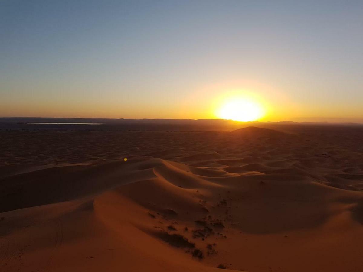 Sahara Tours Luxury Camp Hotel เมอร์ซูกา ภายนอก รูปภาพ
