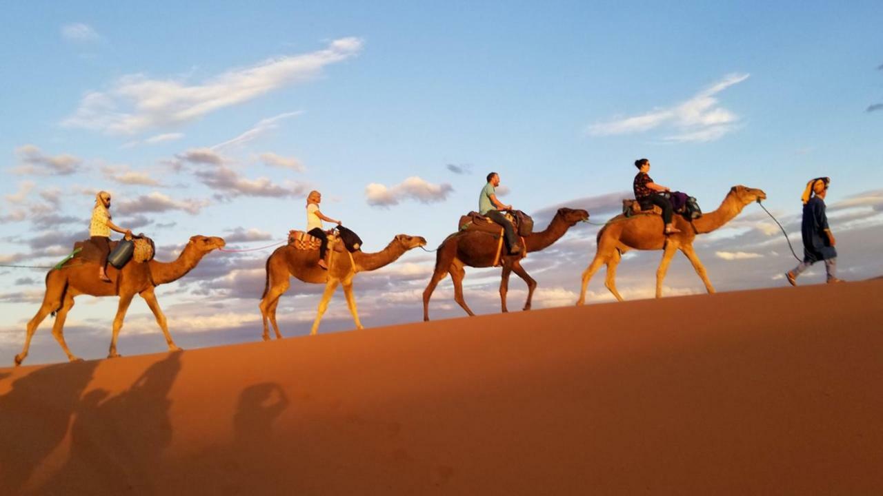 Sahara Tours Luxury Camp Hotel เมอร์ซูกา ภายนอก รูปภาพ